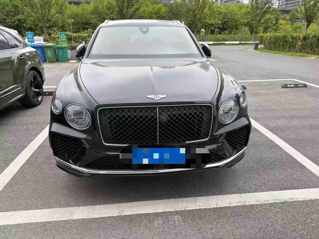 Bentley Bentayga — миниатюра 2