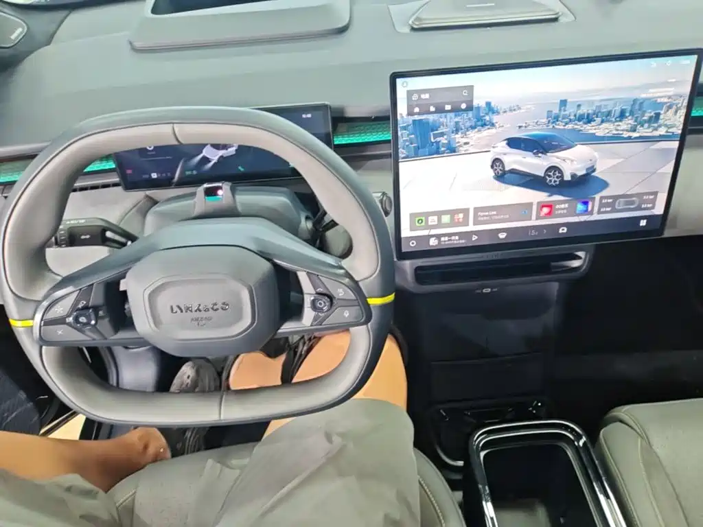 Lynk & Co Z20 — миниатюра 10