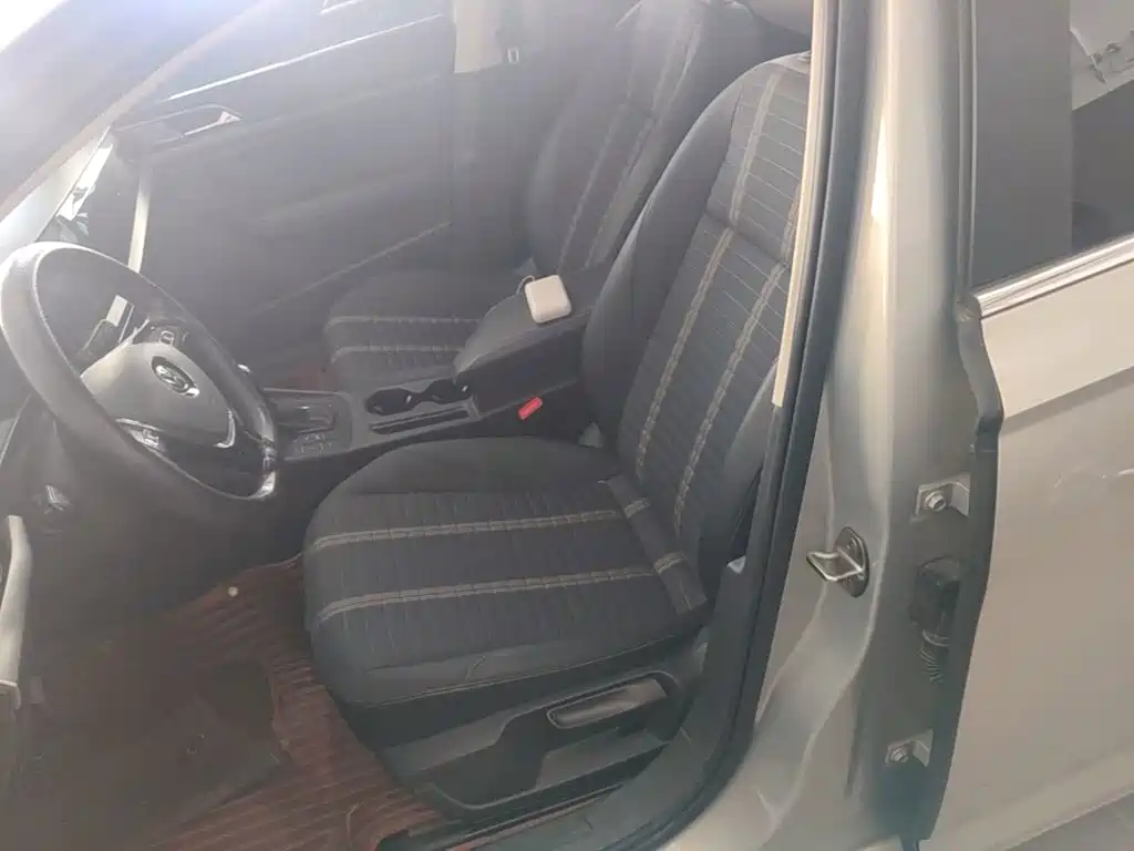 Volkswagen Lavida — миниатюра 11