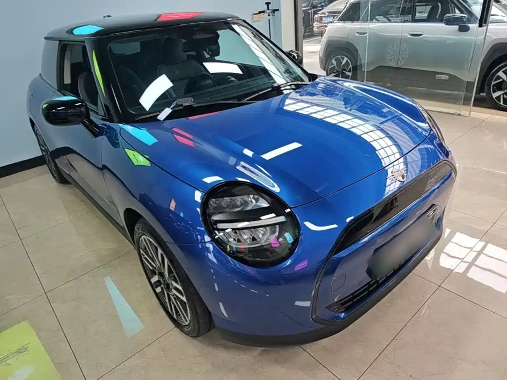 MINI MINI COOPER EV — миниатюра 4