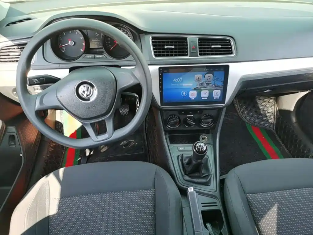 Volkswagen Lavida — миниатюра 10