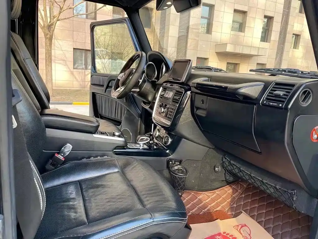 Mercedes-Benz G-Class — миниатюра 6