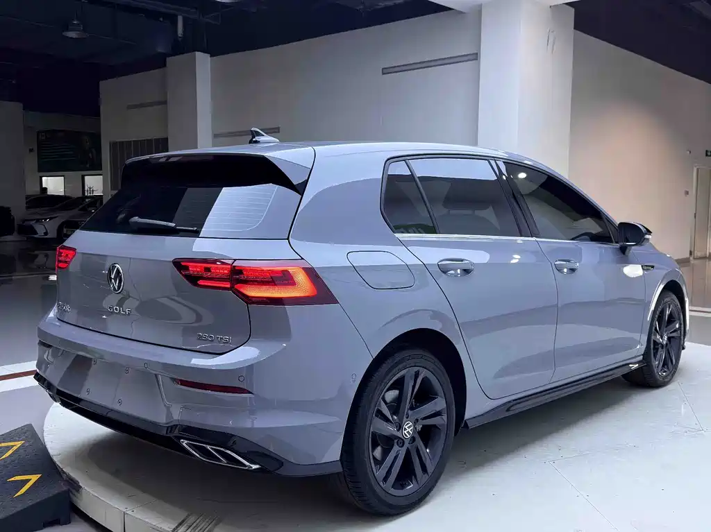 Volkswagen Golf — миниатюра 7