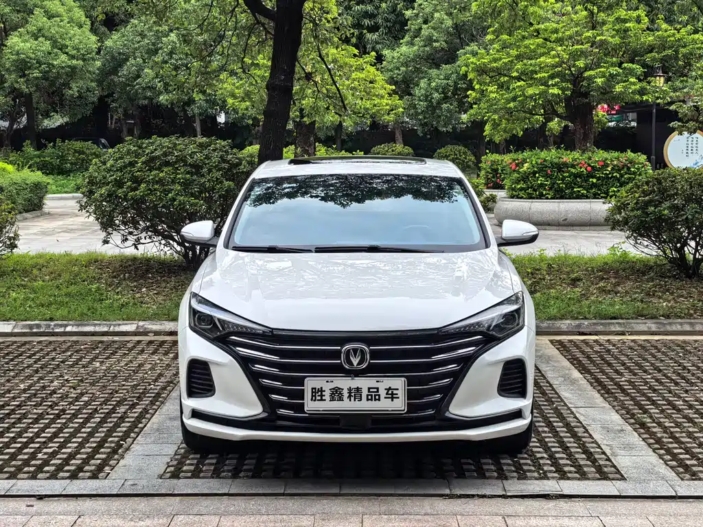 Changan Eado — миниатюра 2