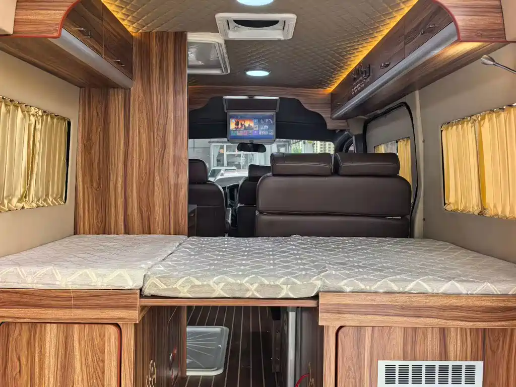 Yufeng RV — миниатюра 4