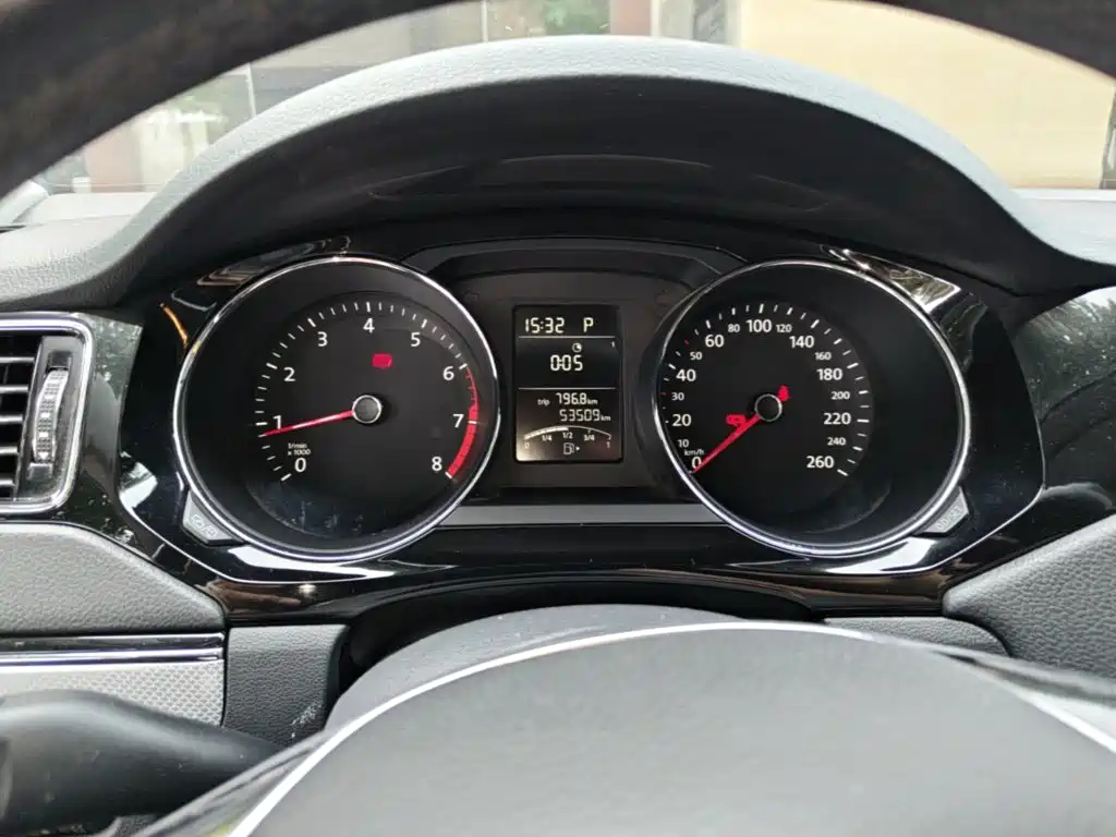 Volkswagen Sagitar — миниатюра 16