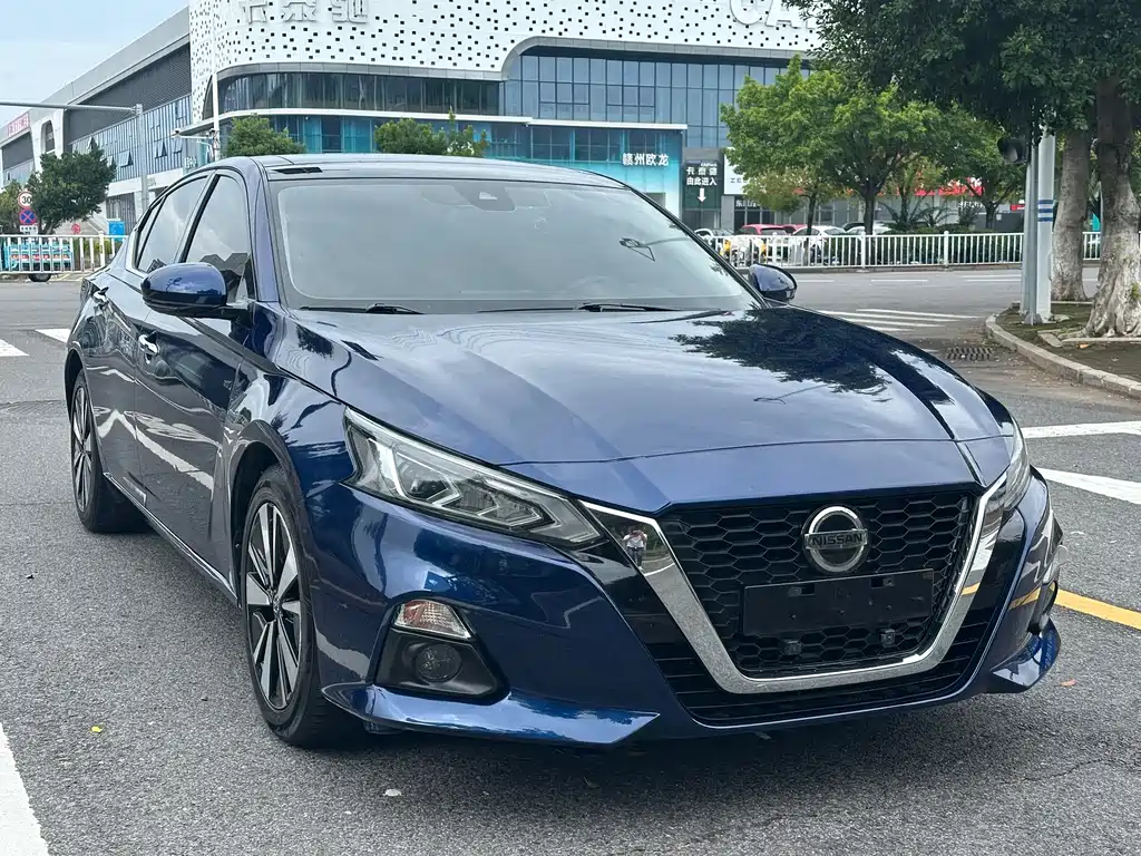 Nissan Teana — миниатюра 3