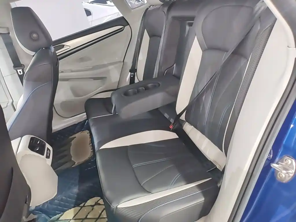 Volkswagen Lamando — миниатюра 17