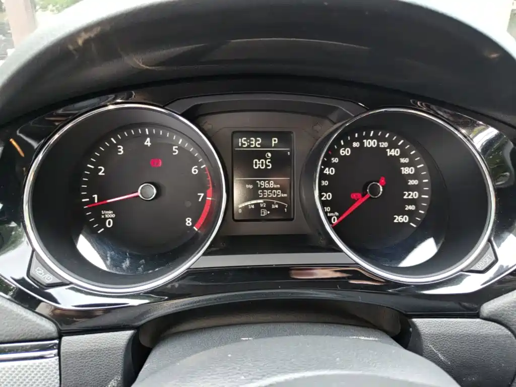 Volkswagen Sagitar — миниатюра 17