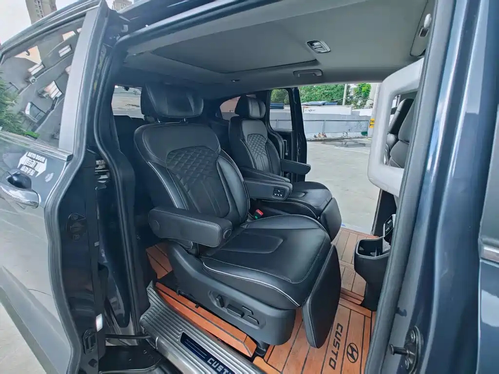 Hyundai Custo — миниатюра 13