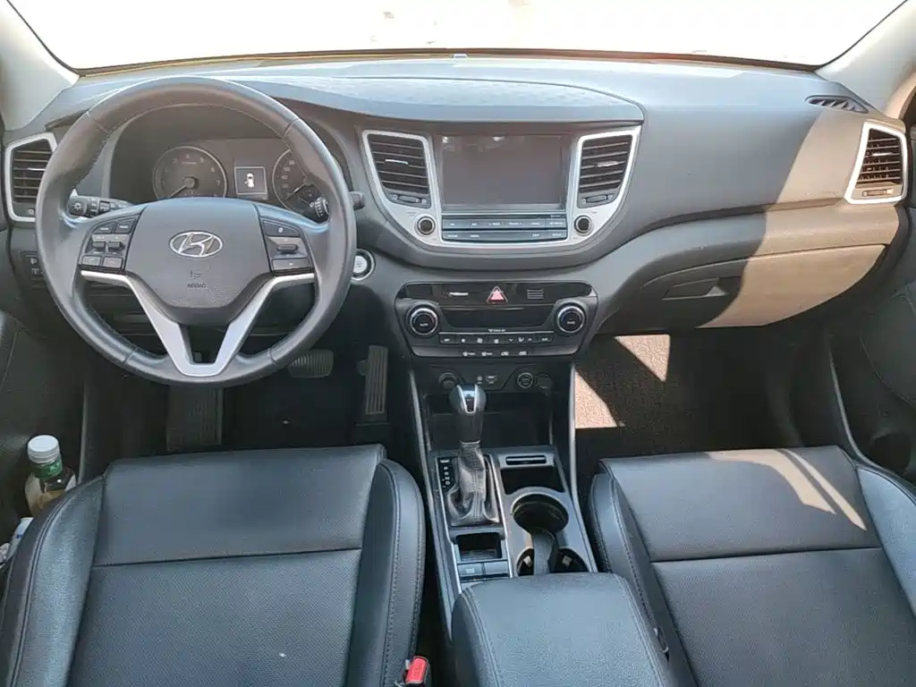 Hyundai Tucson — миниатюра 10