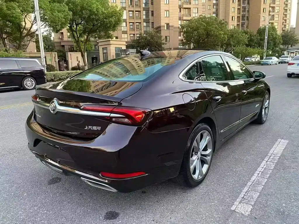 Buick LaCrosse — миниатюра 7