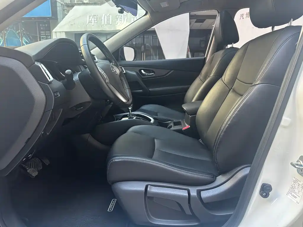Nissan X-Trail — миниатюра 8