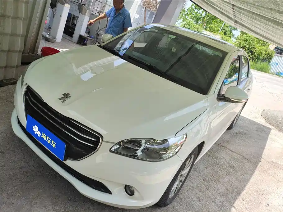 Peugeot 301 2017