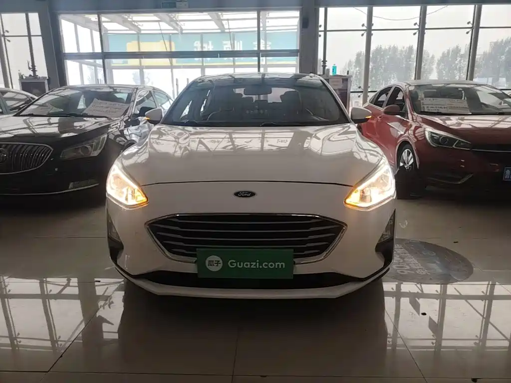 Ford Focus — миниатюра 3