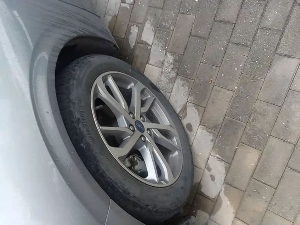 Ford Mondeo — миниатюра 23