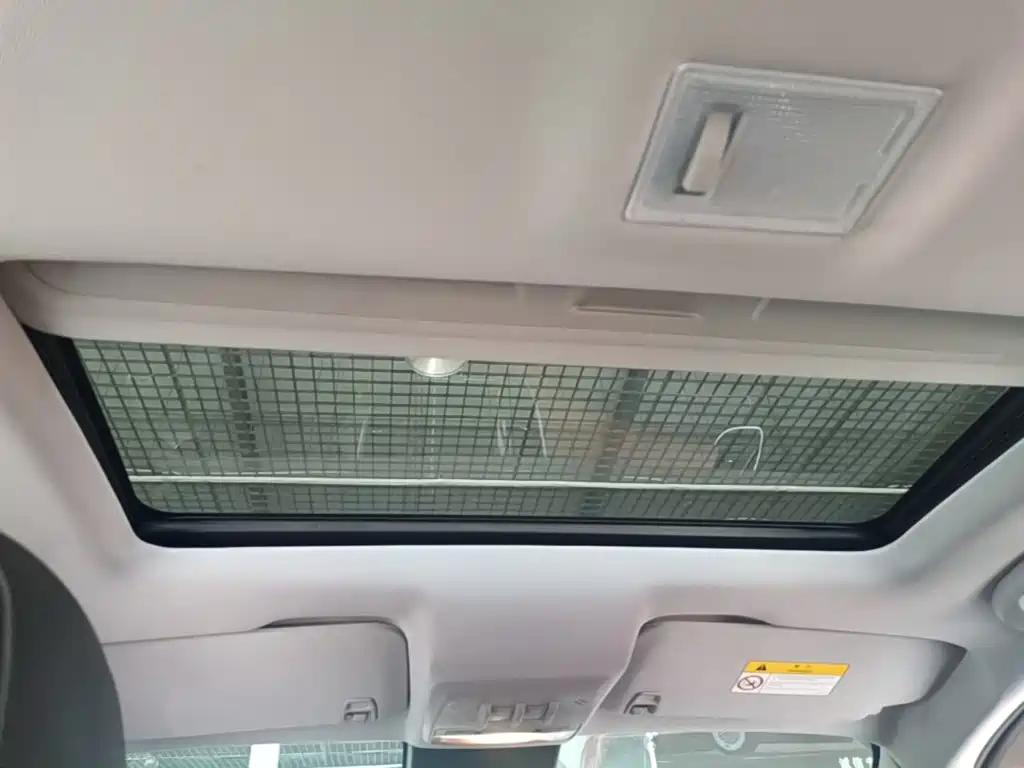 Chevrolet Trax — миниатюра 18