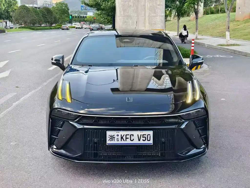 Lynk & Co 03 — миниатюра 2