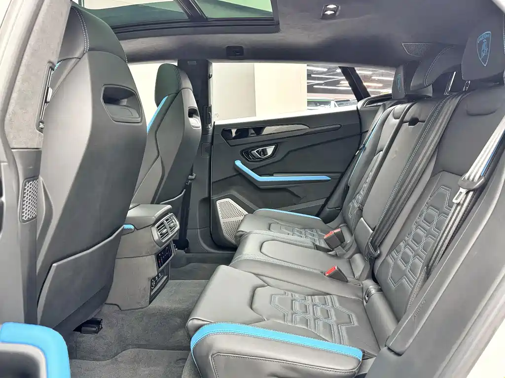 Lamborghini Urus SE — миниатюра 5