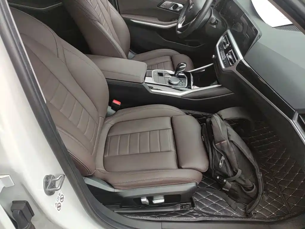 BMW 3 Series — миниатюра 25