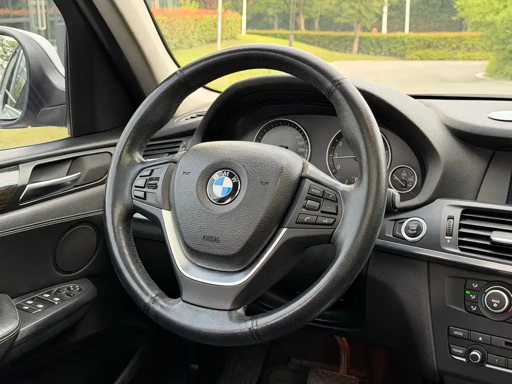 BMW X3 2011 xDrive28i Luxury