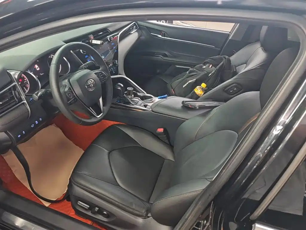 Toyota Camry — миниатюра 15