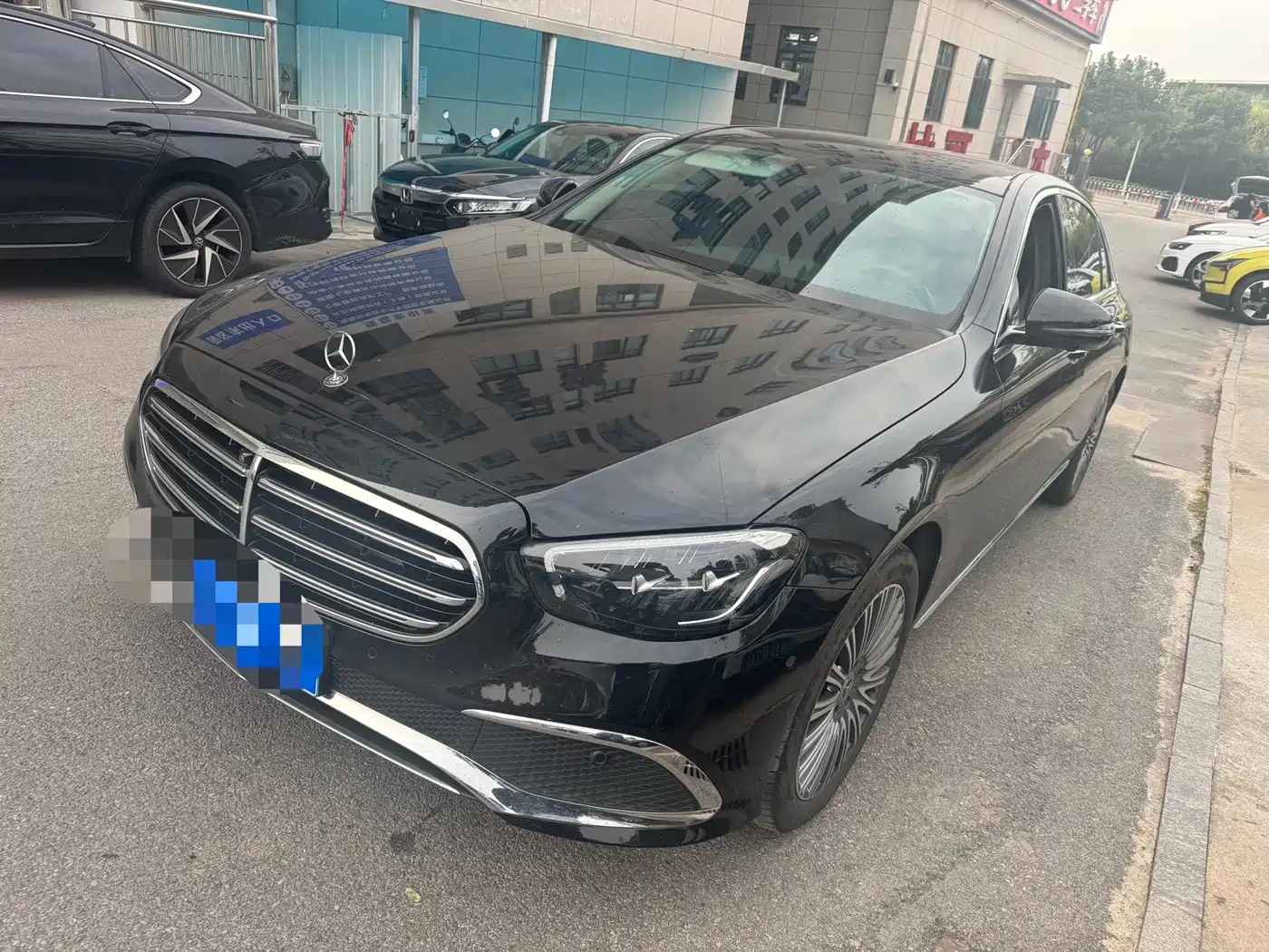 奔驰E级 2022款 改款二 E 300 L 豪华型 2022