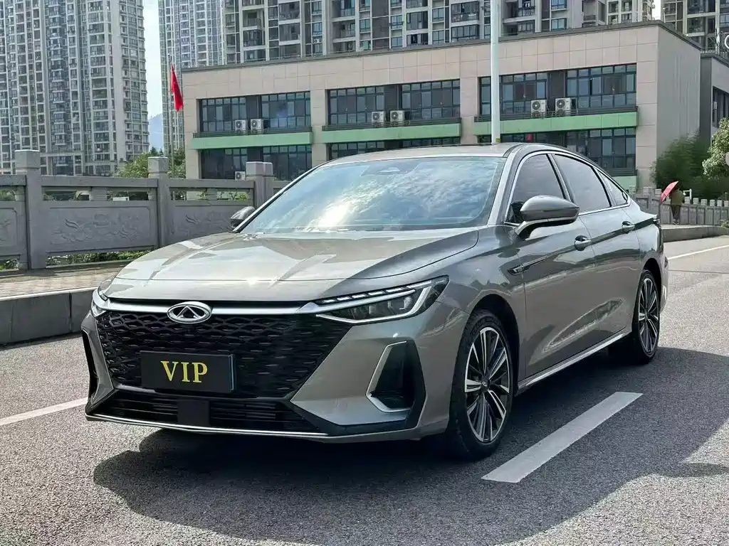 Chery Arrizo 8