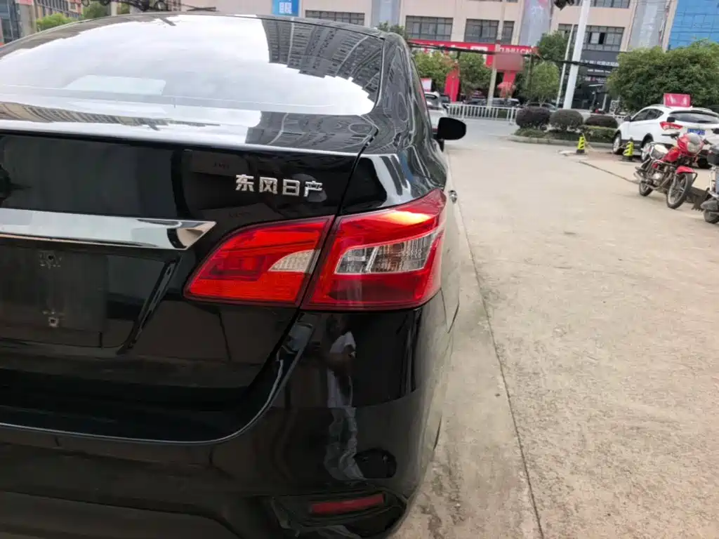 Nissan Sylphy — миниатюра 8
