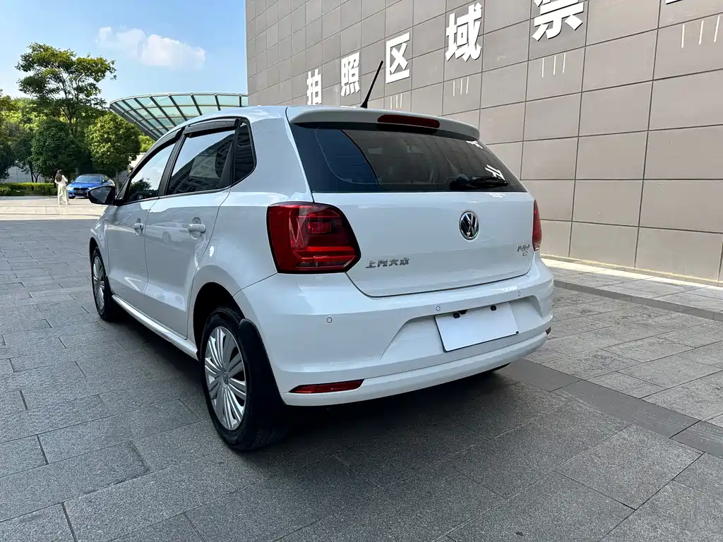 Volkswagen Polo — миниатюра 4
