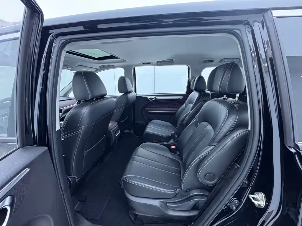 GAC Motor Trumpchi M6 — миниатюра 13
