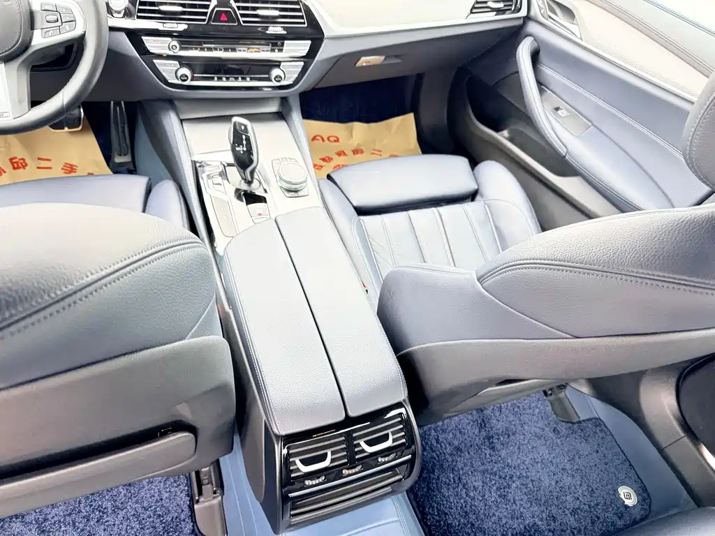 BMW 5 Series (Import) — миниатюра 9