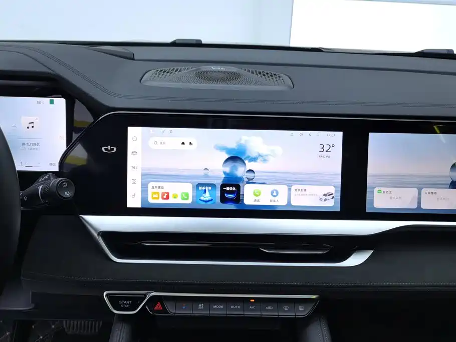 Geely Xingyue L — миниатюра 13