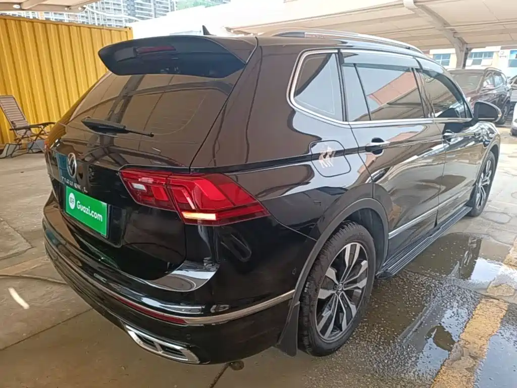 Volkswagen Tiguan L L 2024 330TSI AT R-Line