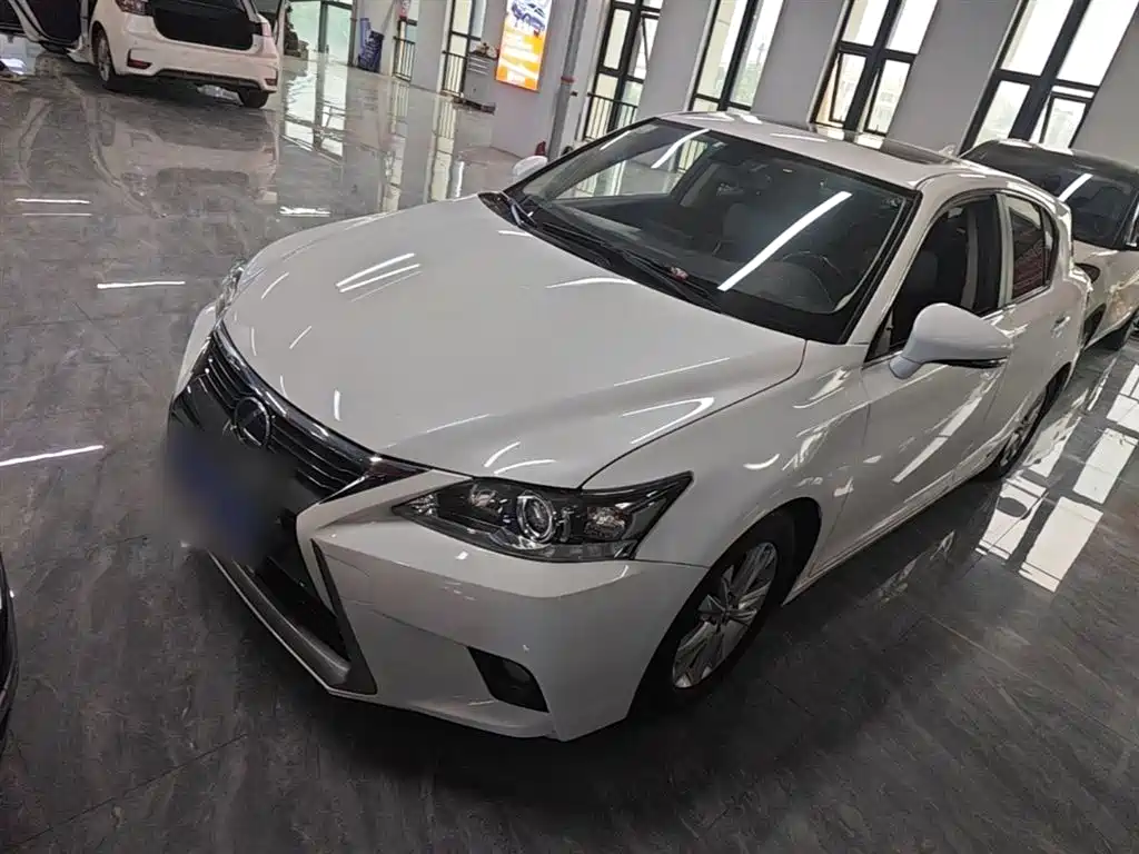 Lexus CT 2014
