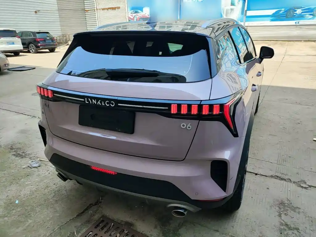 Lynk & Co 06 — миниатюра 4