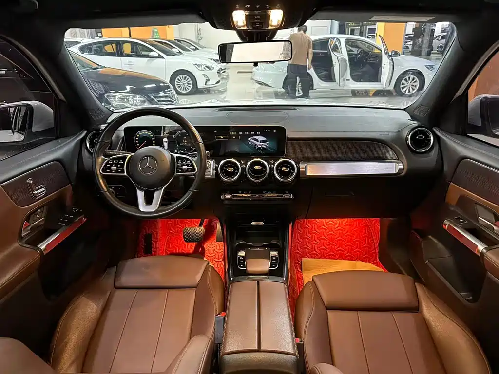 Mercedes-Benz GLB — миниатюра 4