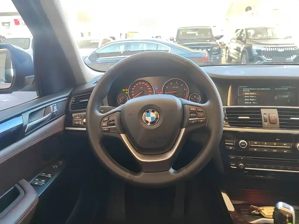 BMW X3 (Import) — миниатюра 11