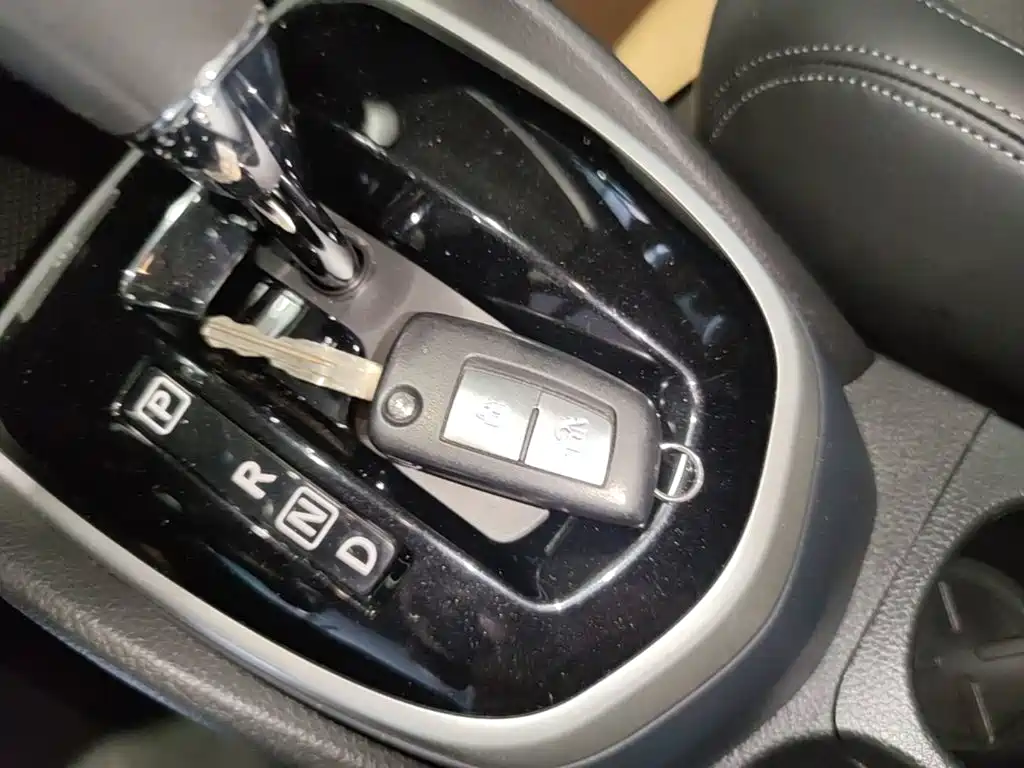 Nissan Qashqai — миниатюра 9