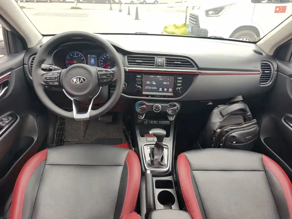 Kia KX Cross — миниатюра 10