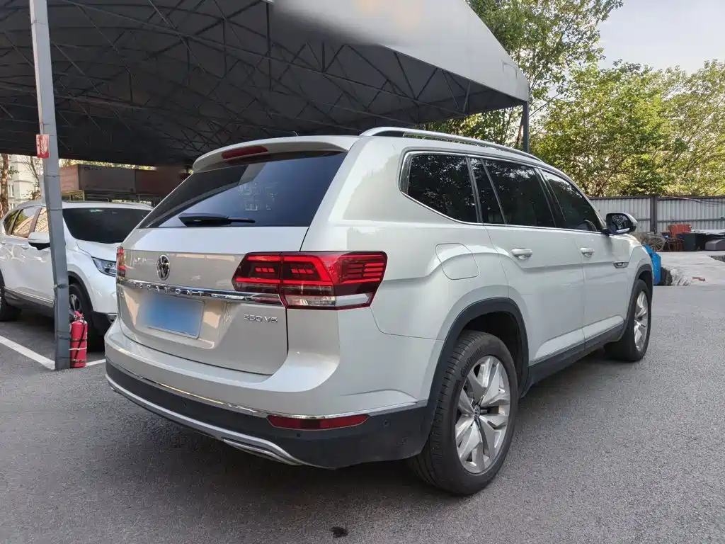 Volkswagen Teramont — миниатюра 7