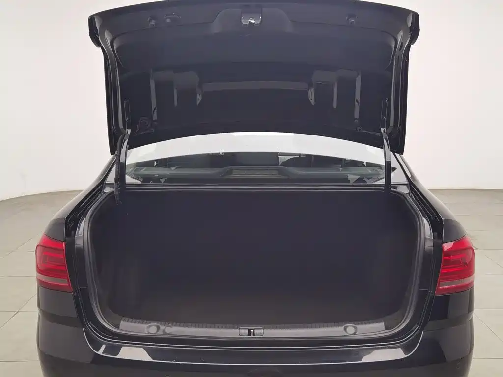 Volkswagen Lavida — миниатюра 16