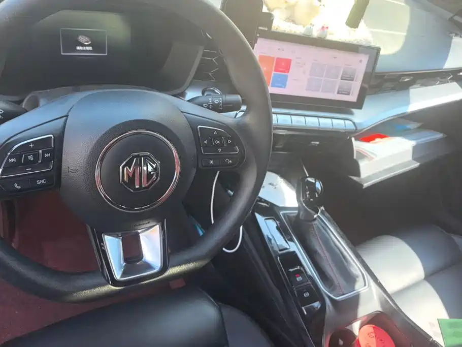 MG MG5 — миниатюра 12