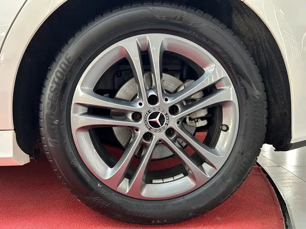 Mercedes-Benz A-Class — миниатюра 40