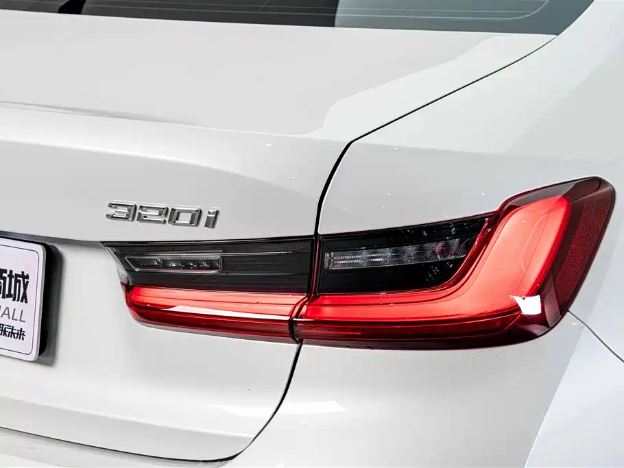 BMW 3 Series — миниатюра 8