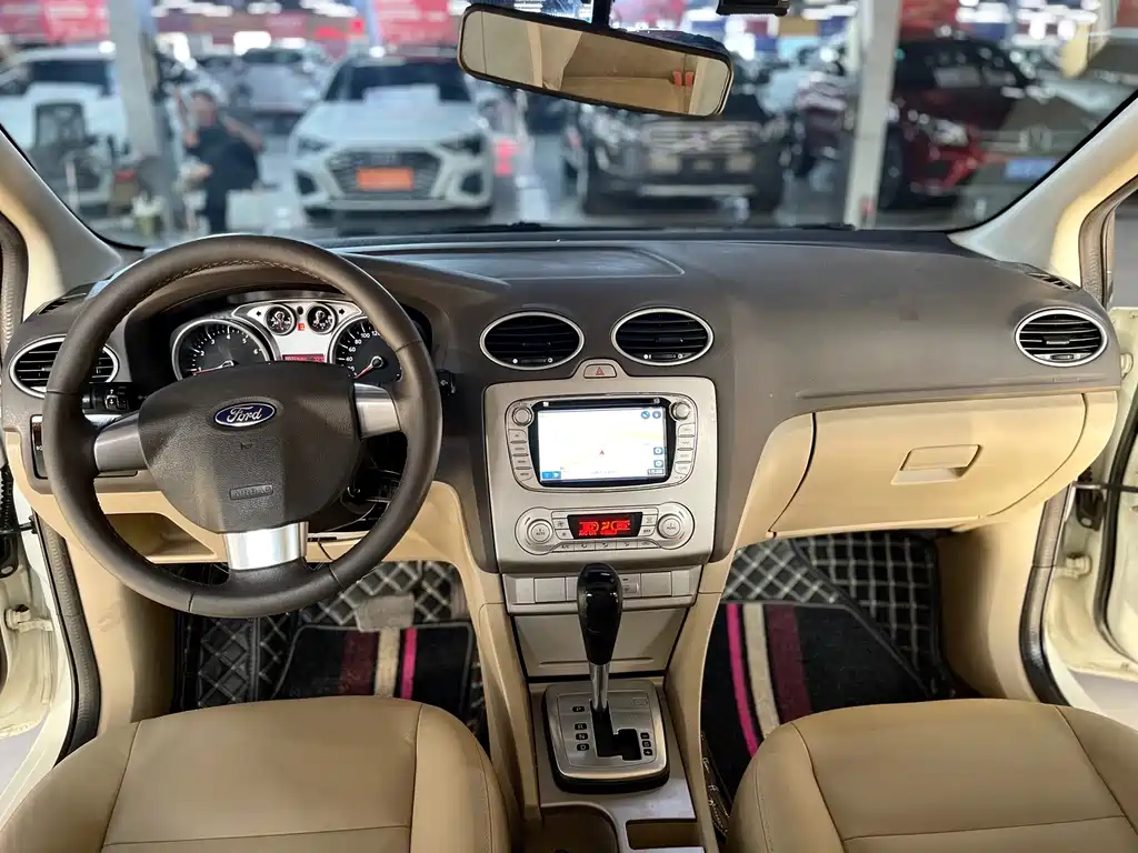 Ford Focus — миниатюра 8