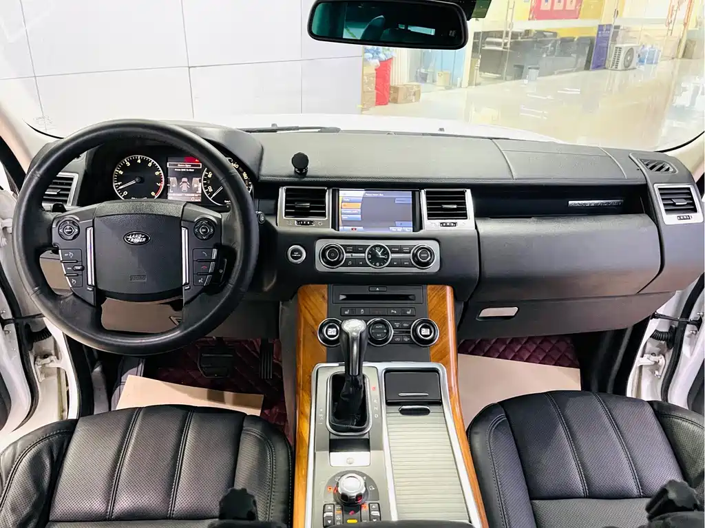 Land Rover Sport — миниатюра 9