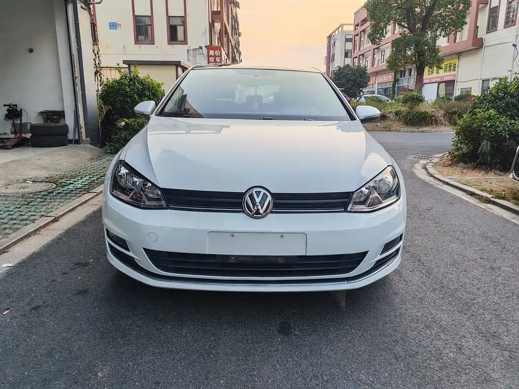 Volkswagen Golf — миниатюра 2