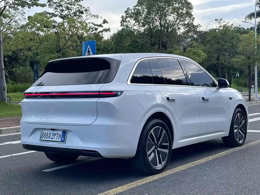 Li Auto L6 2024 Pro
