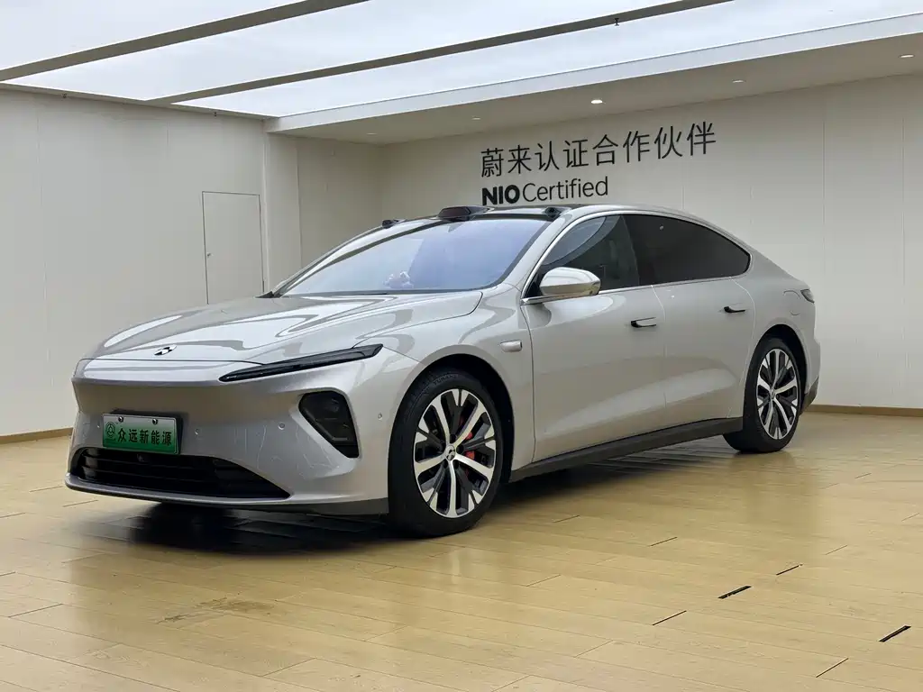 NIO ET7